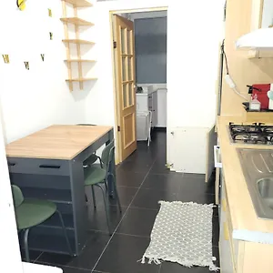 Style Haussmannien 1 Bedroom Bruxelles